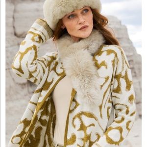 Alpaca Pull Through Scarf